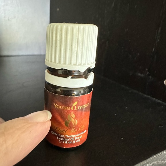 Young Living Light the Fire essential oil blend - Picture 2 of 2